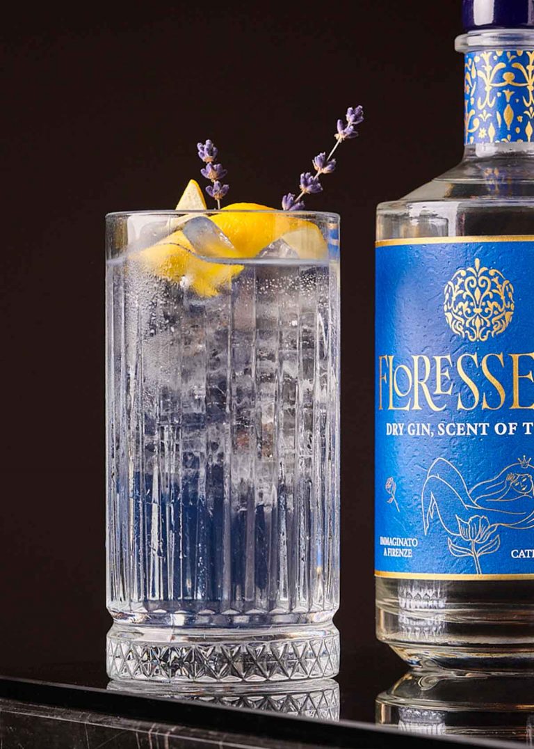 Gin Tonic and Floressence bottle